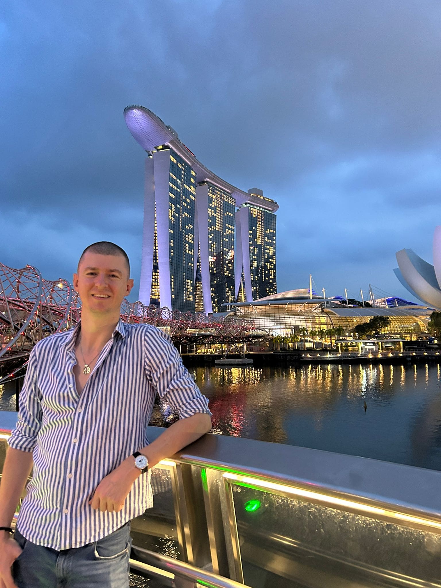 Ladislas à Singapour