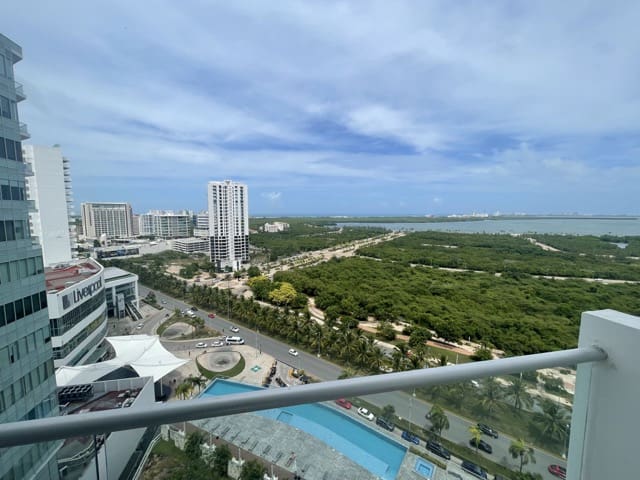 vue d'un batiment résidentiel à cancun